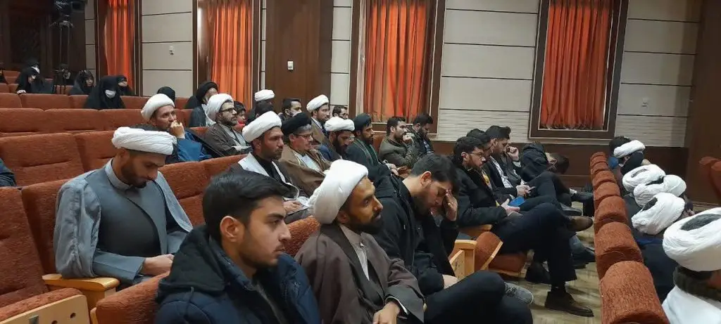 دوره آموزشی نماز و خانواده ویژه ائمه جماعت مساجد، ادارات و مدارس خراسان رضوی برگزار شد