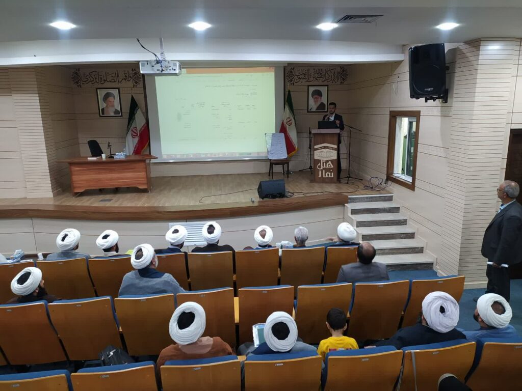 با حضور قائم مقام ستاد اقامه نماز کشور جلسه هم اندیشی اساتید مرکز تخصصی نماز مشهد برگزار شد