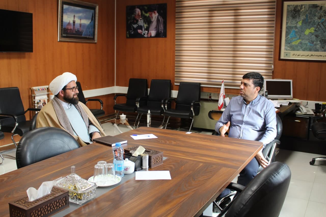 مدیر ستاد اقامه نماز استان مرکزی با فرماندار شهرستان اراک دیدار کرد