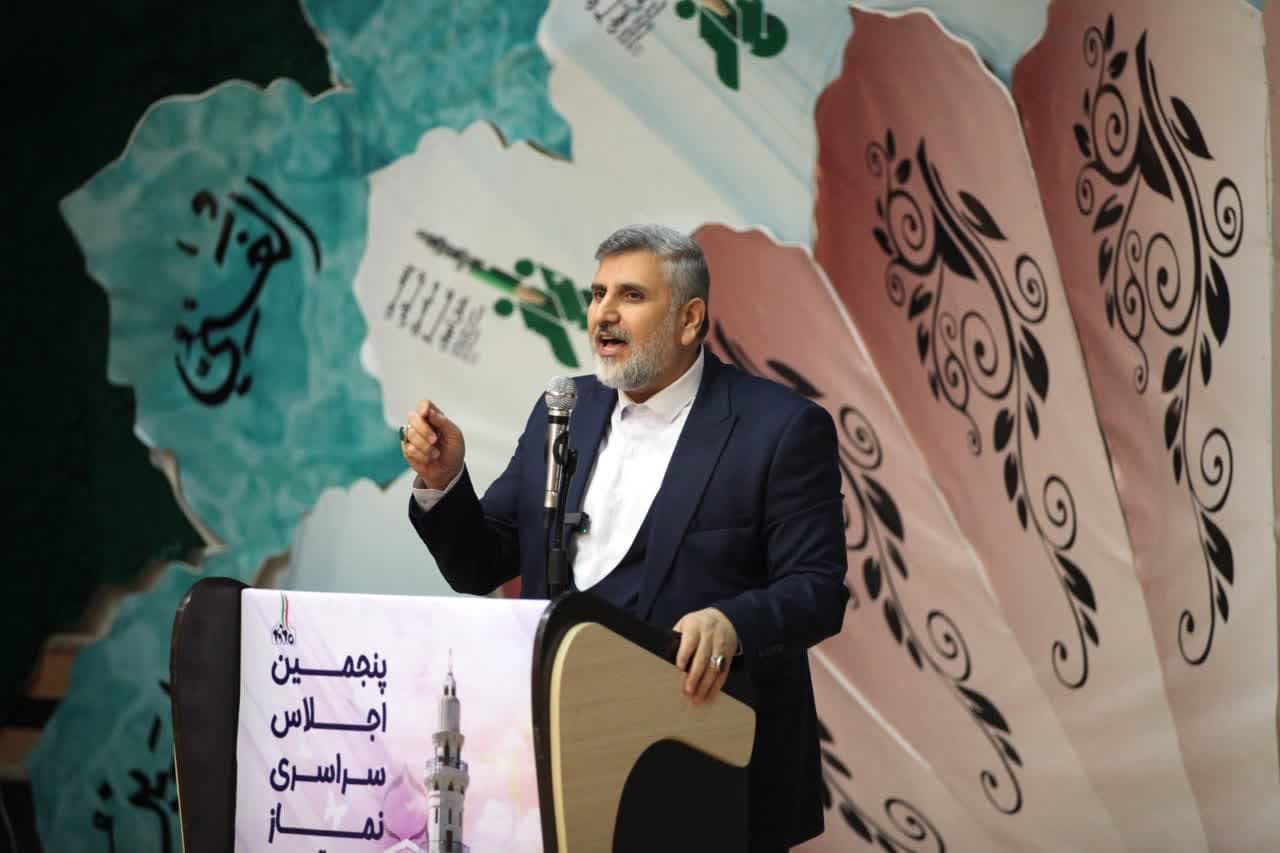 پنجمین اجلاس نماز دانش آموزی در کرمانشاه برگزار شد.-1
