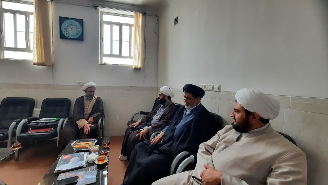 دیدار مدیر ستاد اقامه نماز استان با مدیر سازمان تبلیغات شهرستان یزد