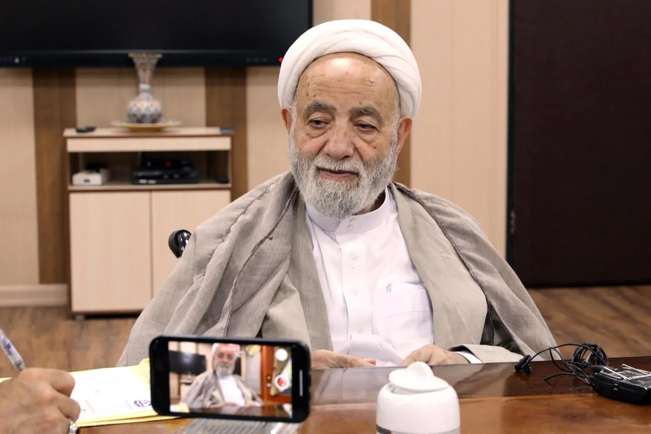 دیدار وزیر آموزش و پرورش با حجت الاسلام و المسلمین محسن قرائتی رئیس ستاد اقامه نماز