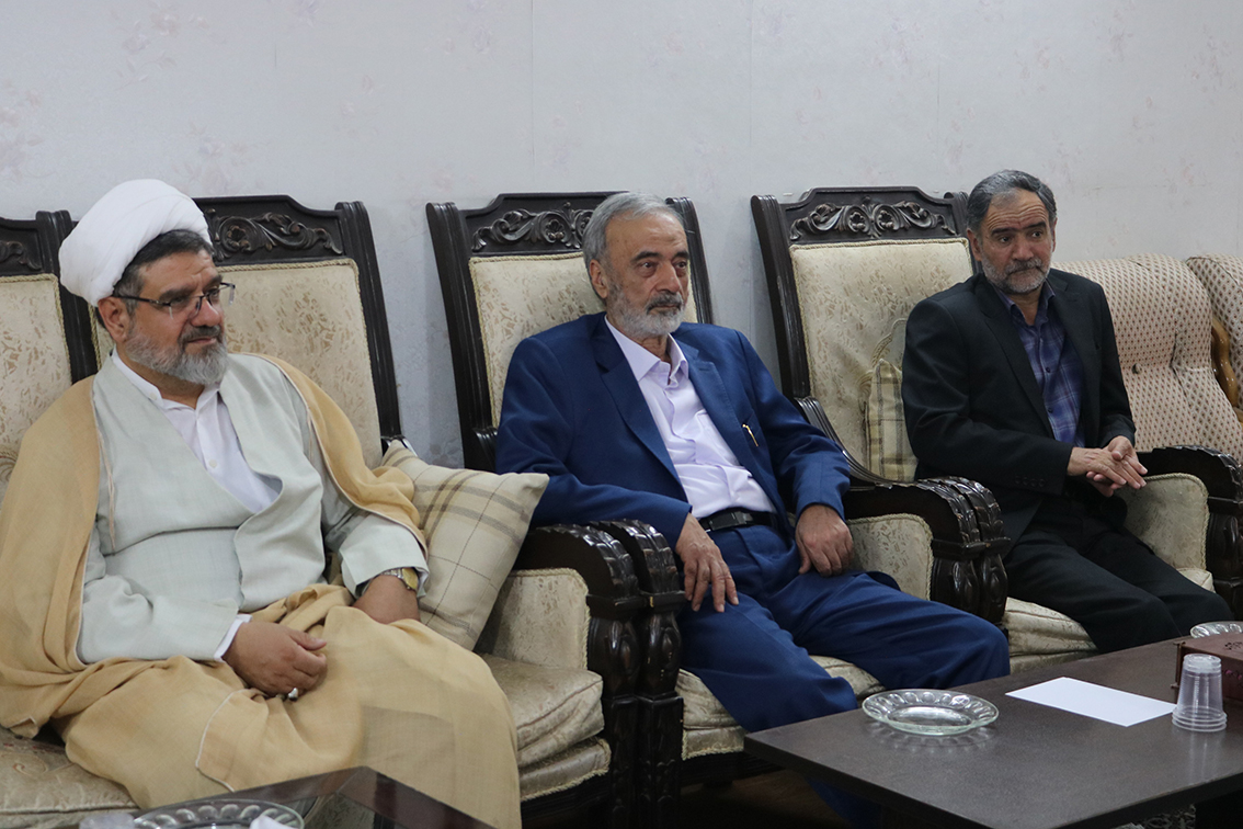 دیدار قائم مقام ستاد اقامه نماز کشور با هیئت مدیره خیریه مسجد سازان الزهرا سلام الله علیها اصفهان