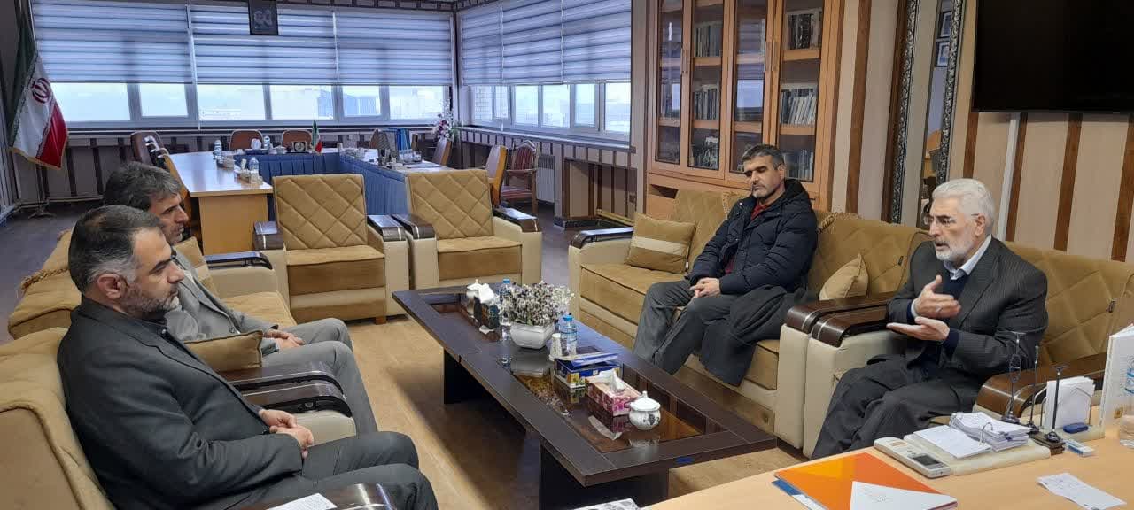 مدیر ستاد اقامه نماز استان اردبیل با فرماندار شهرستان اردبیل دیدار کرد
