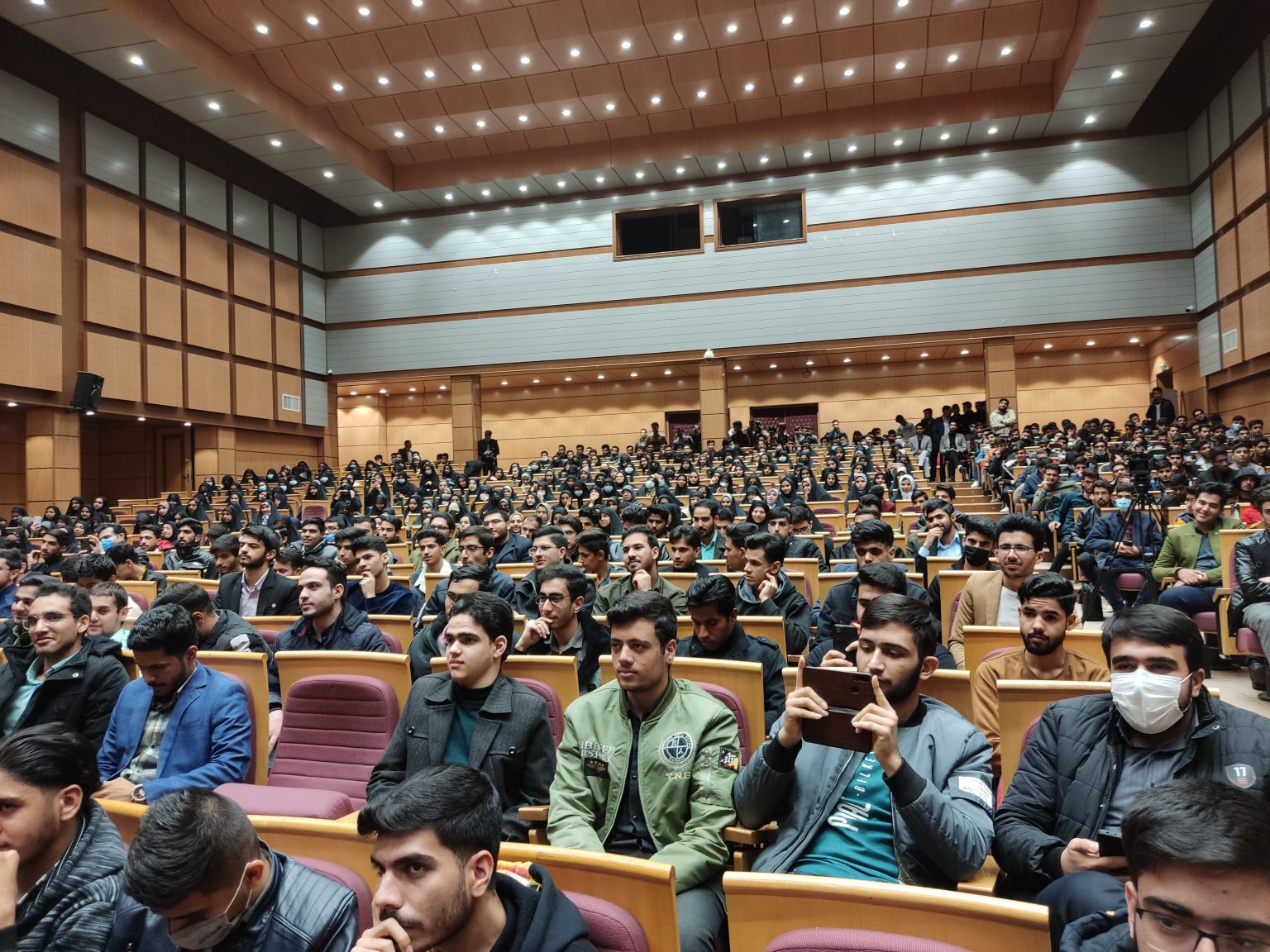 سخنرانی رئیس ستاد اقامه نماز کشور در جمع دانشجو معلمان دانشگاه فرهنگیان استان کرمان