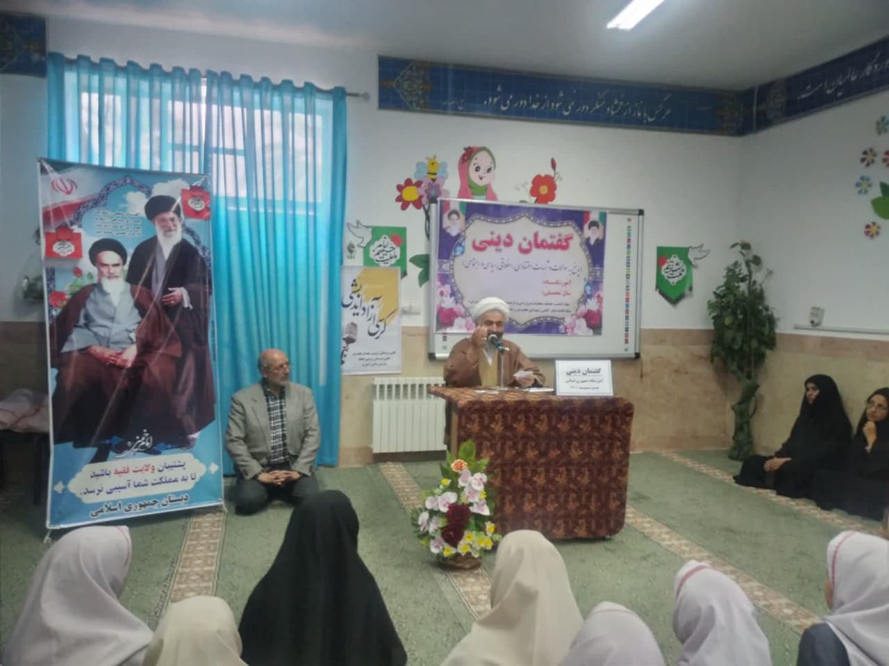 برگزاری کارگاه تخصصی پیوند نماز مسجد، مدرسه و منزل ویژه دانش آموزان شهرستان طبس