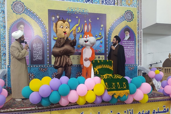 جشن 450 روزه اولی دختر در مسجد قبا مهرشهر بیرجند برگزار شد