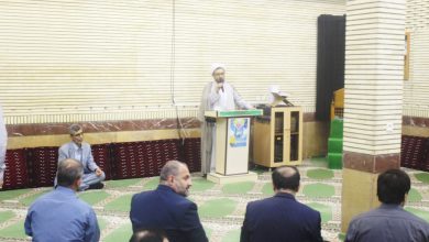 حضور مدير ستاد اقامه نماز مازندران در نماز جماعت استانداري