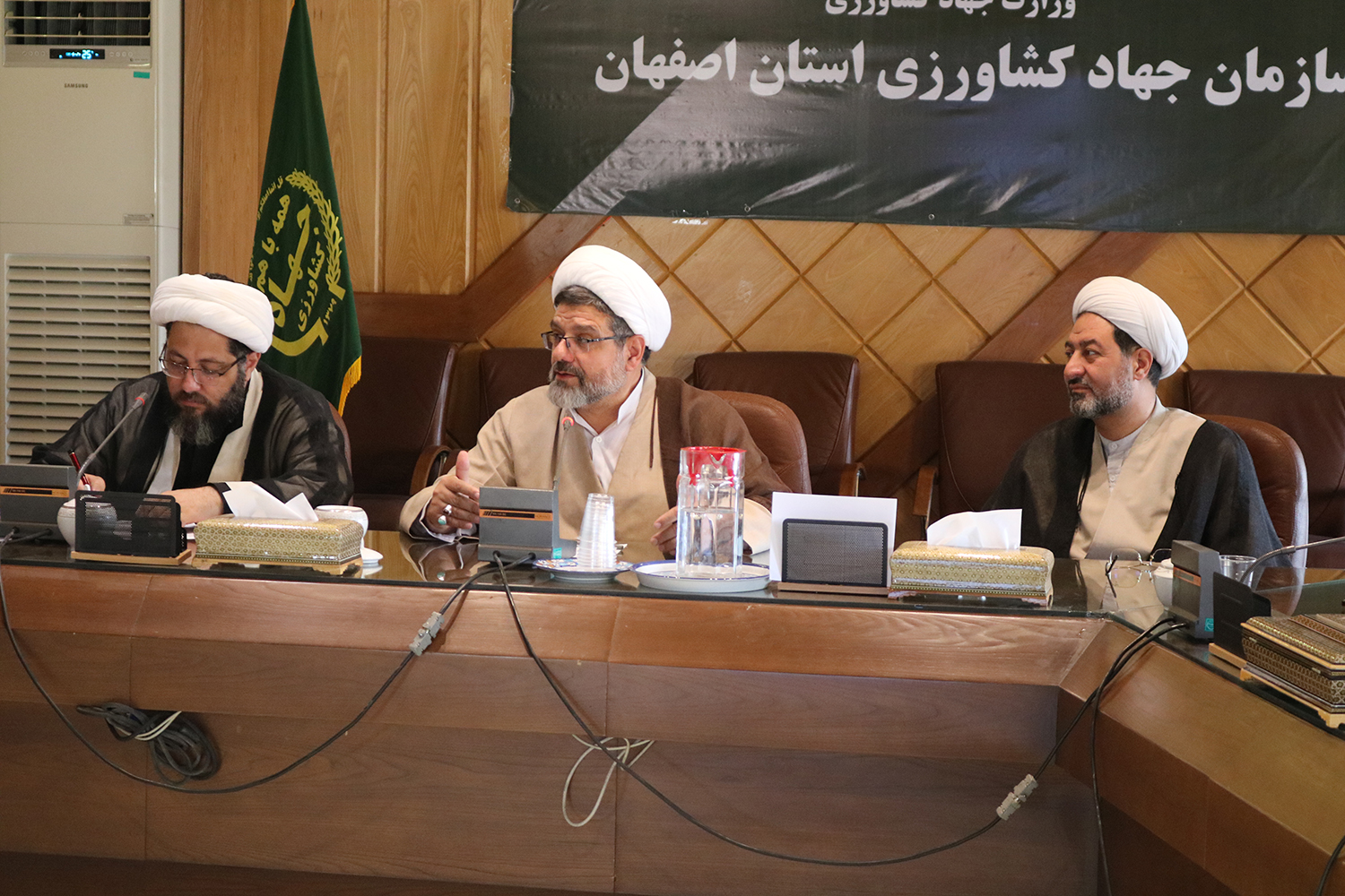 جلسه توسعه و ترویج فرهنگ نماز جهاد کشاورزی اصفهان