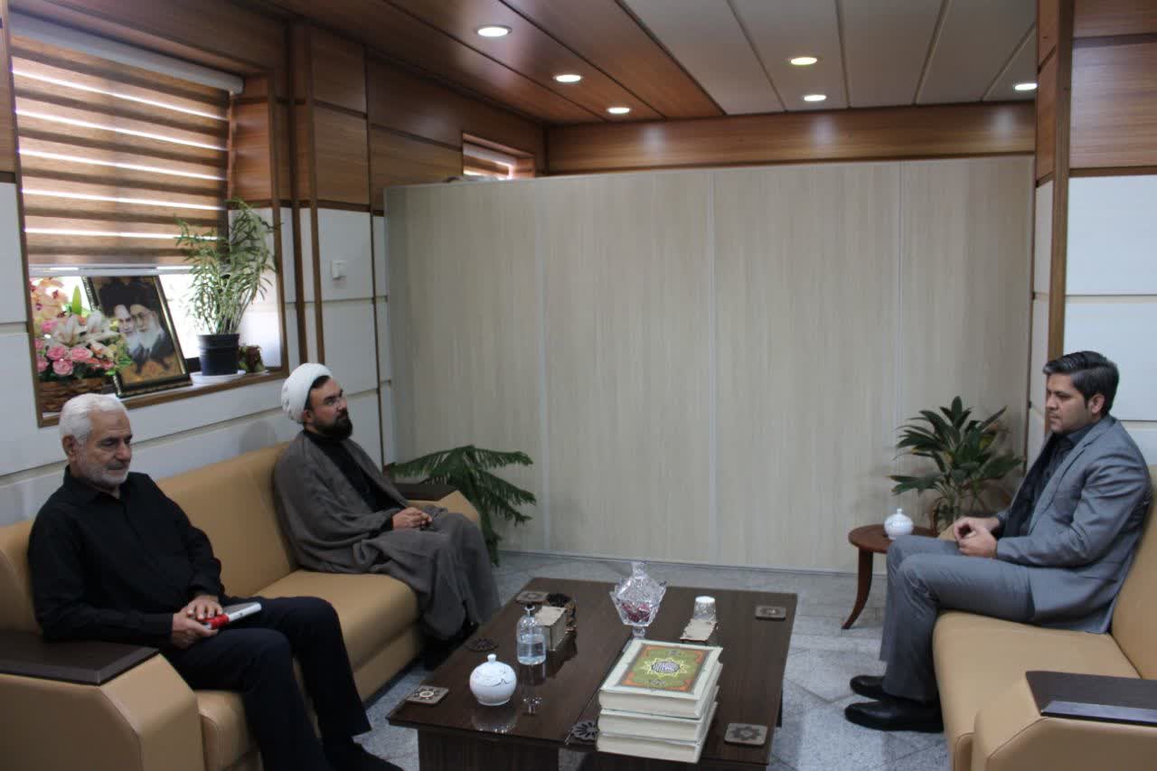 مدیر ستاد اقامه نماز استان سمنان با معاونت پرستاری دانشگاه علوم پزشکی دیدار کرد