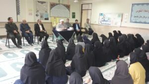 نشست دانش آموزی با موضوع نماز در مدارس شهرستان آزادشهر