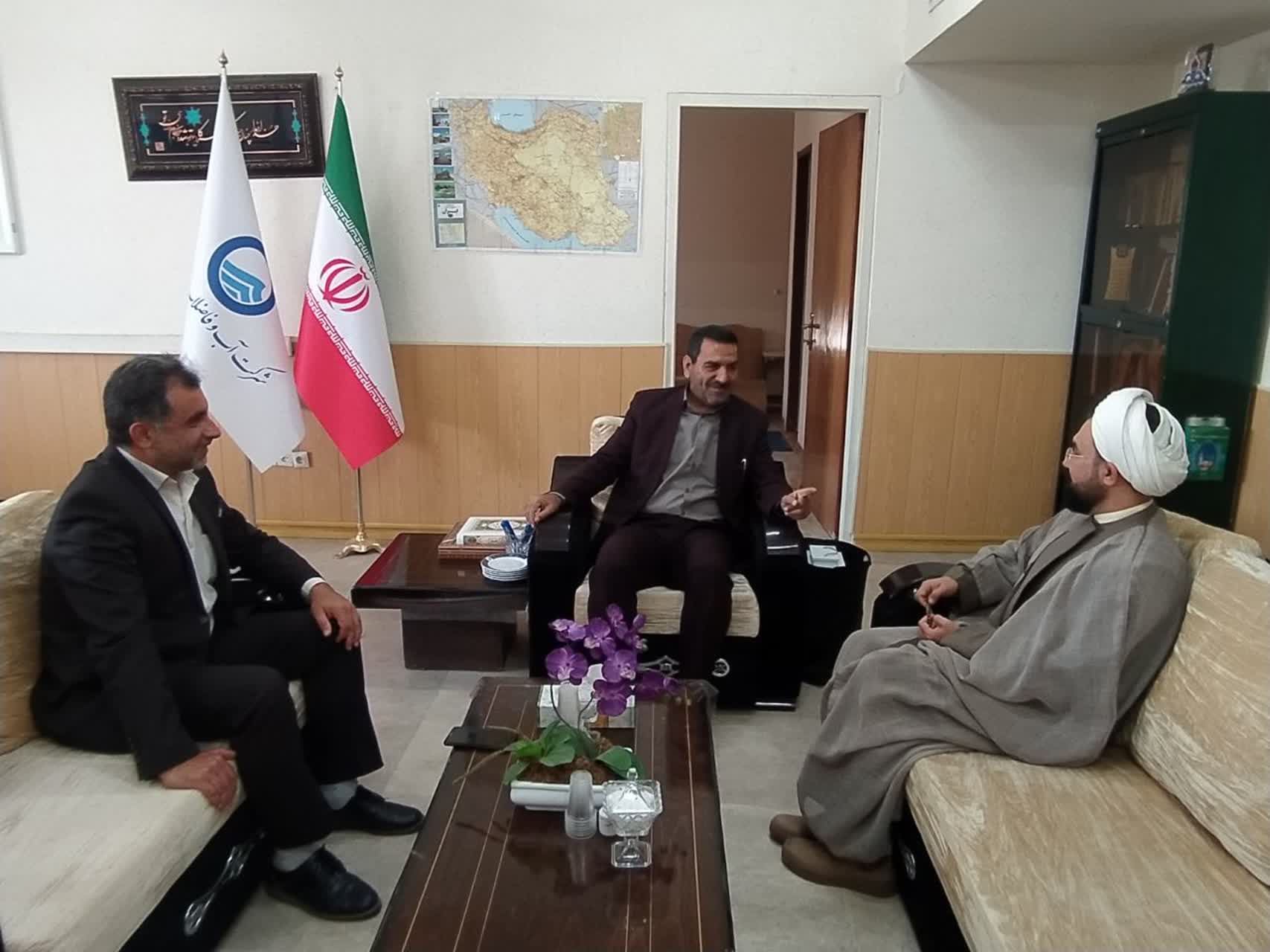 مدیر ستاد اقامه نماز استان سمنان با مدیرعامل آبفا دیدار کرد