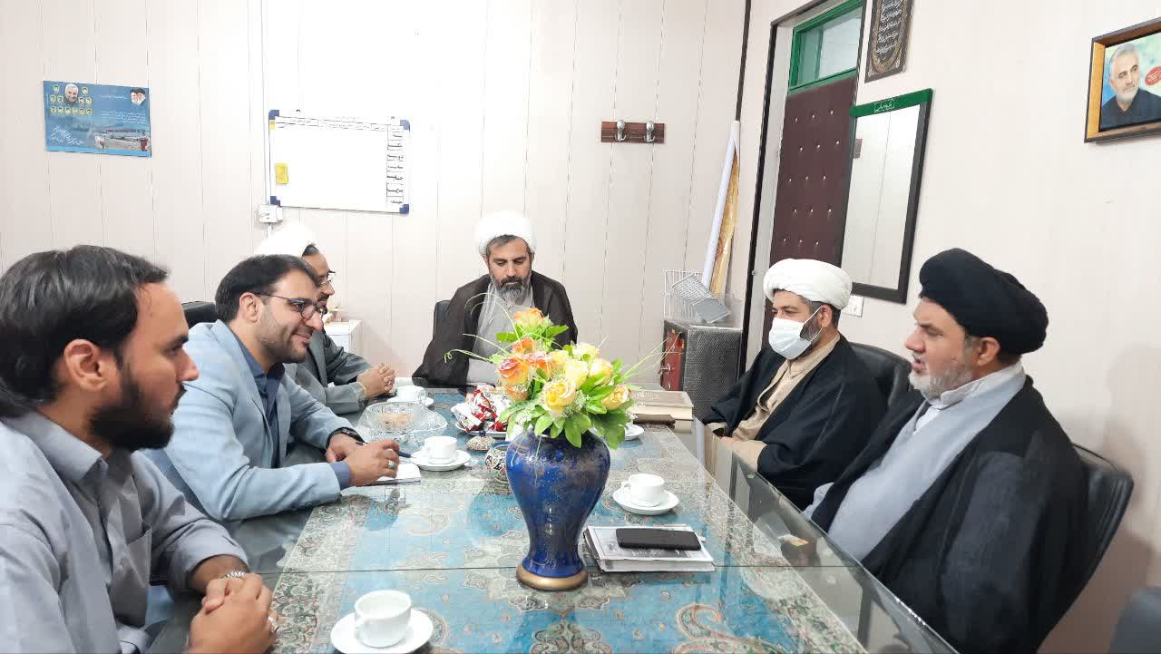 مدیر ستاد اقامه نماز یزد با رئیس جدید دانشگاه فرهنگیان استان یزد دیدار کرد