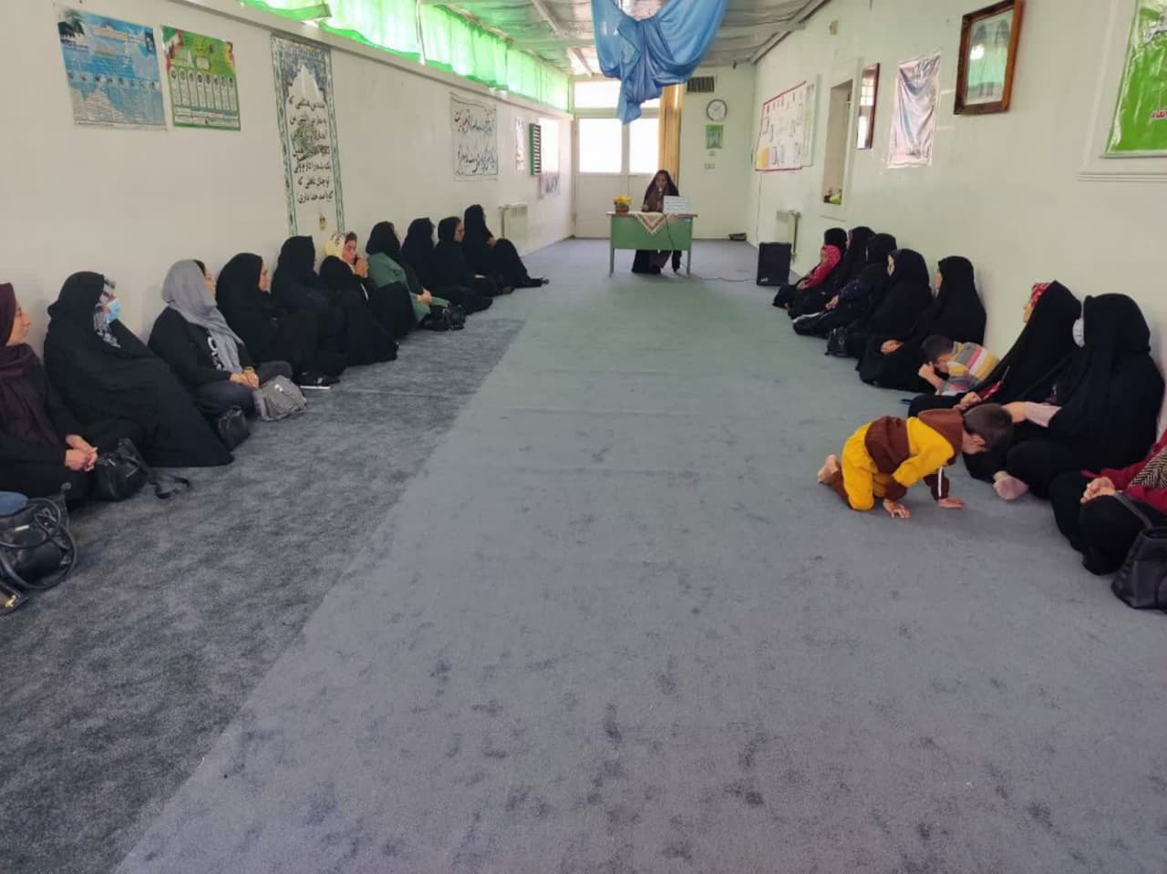 برگزاری نشست تخصصی نماز ویژه اولیاء دانش آموزان دبیرستان دخترانه میقات بیرجند