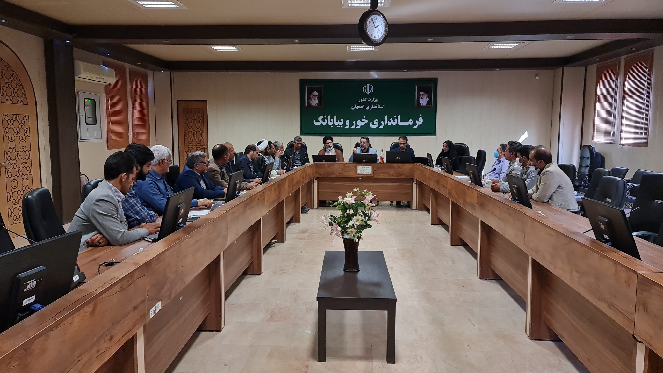 دومین جلسه شورای اقامه نماز شهرستان خوروبیابانک اصفهان