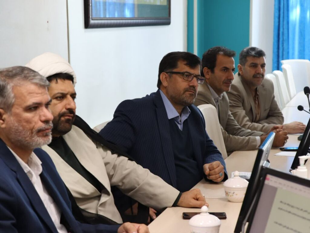 با حضور مدیر ستاد اقامه نماز استان، جلسه شورای فرهنگی علوم پزشکی نیشابور برگزار شد