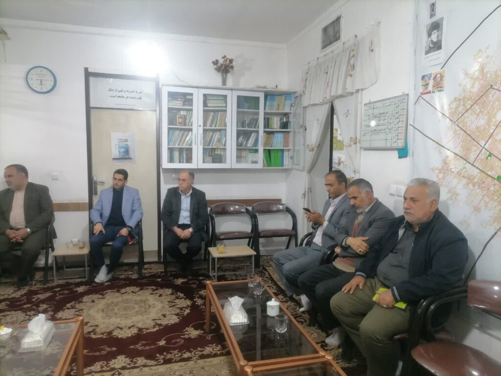 مدیر ستاد اقامه نماز استان در جلسه اخلاق مدیران شهرستان نیشابور شرکت کرد