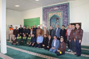 برنامه هفته یکروز در کنار کارگران با بازدید از کارخانه کاشی فیروزه برگزار شد