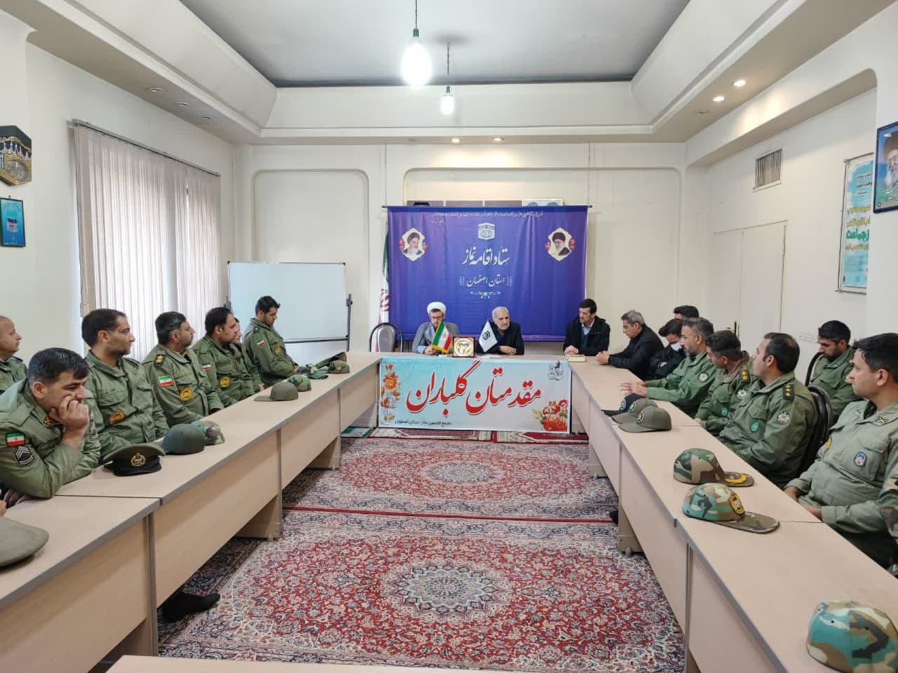 نشست تخصصی نماز ویژه افسران و درجه داران گروه 55 توپخانه ارتش استان اصفهان