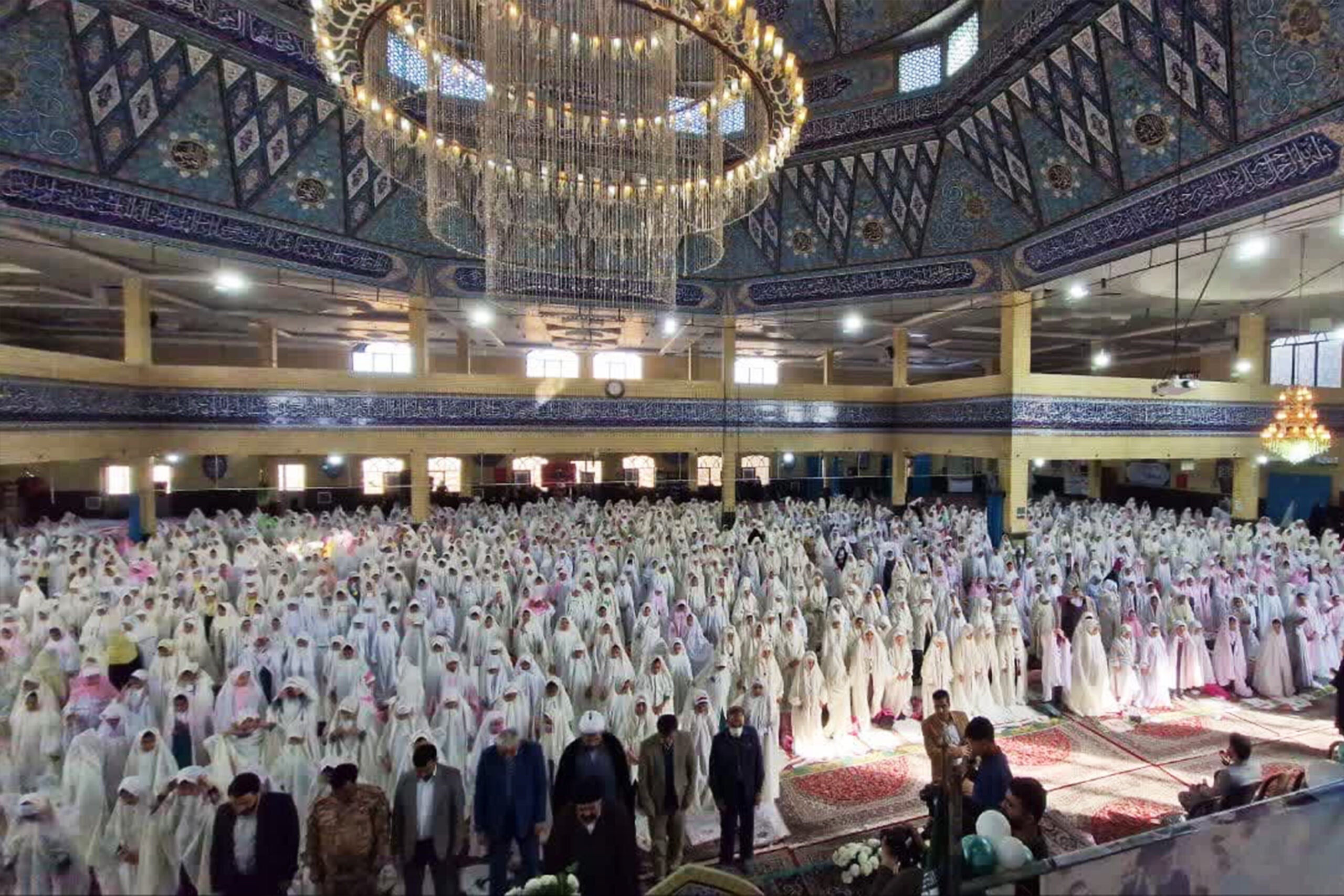 مراسم جشن عبادت 1600 دانش آموز دختر ناحیه یک آموزش و پرورش  شهرستان بهارستان