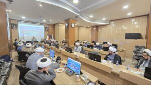 اولین نشست آموزشی روحانیون طرح زکات شهرستان ها برگزار شد