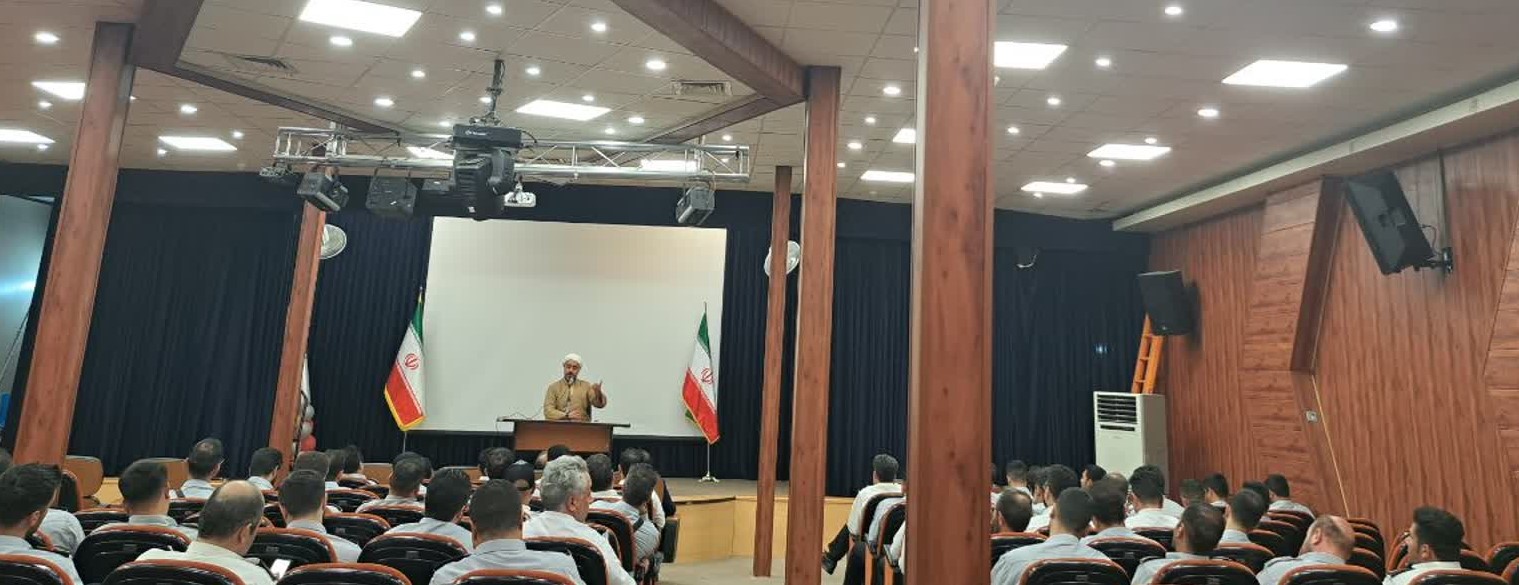 جلسه ی آموزشیِ کارگاه سواد رسانه ای و فضای مجازی در البرز برگزار شد