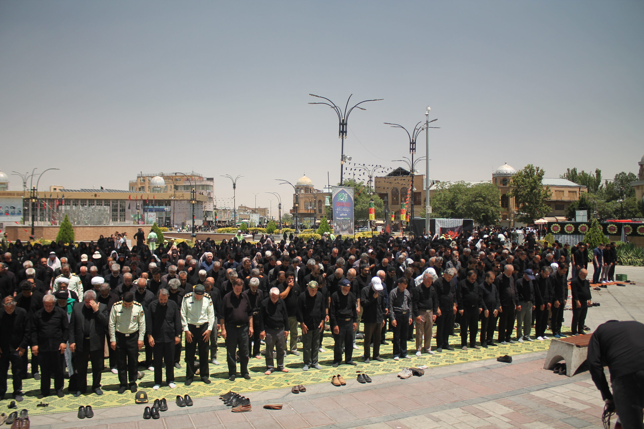 نماز ظهر عاشورا در سراسر استان همدان اقامه شد