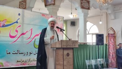 مسئولین برای رفع مشکلات اخلاقی و فرهنگی، جایگاه مساجد را احیا کنند