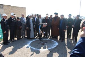 گزارش تصویری/ آیین کلنگ زنی مسجد بین راهی جنب پلیس راه سلفچگان