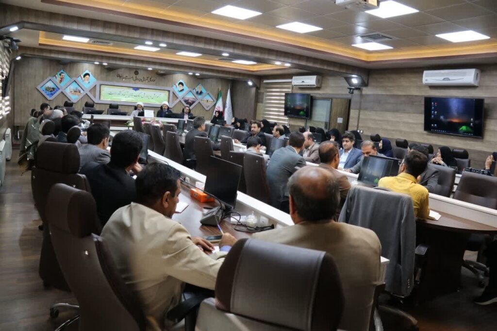 دوره آموزشی شیوه های فرهنگ سازی نماز در خانواده و مهارت های دعوت فرزندان به نماز