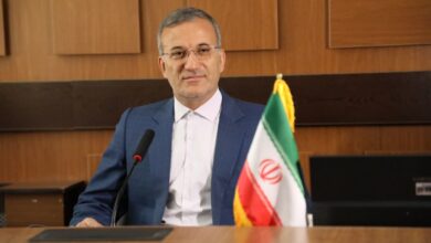 حضور مدیران در نماز جماعت نباید تشریفاتی باشد